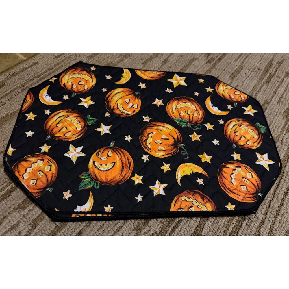 Halloween Quilted Placemats Set of 5 Jack-O-Lantern Pumpkin Moon Star Black